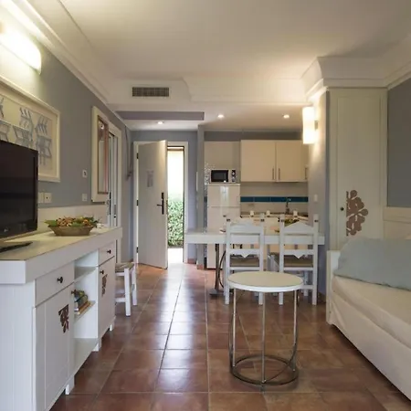 Tranquil Lantana For 5 People 15km From Apartment *