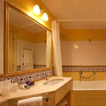 아파트 Tranquil Lantana For 5 People 1,5km From 풀라